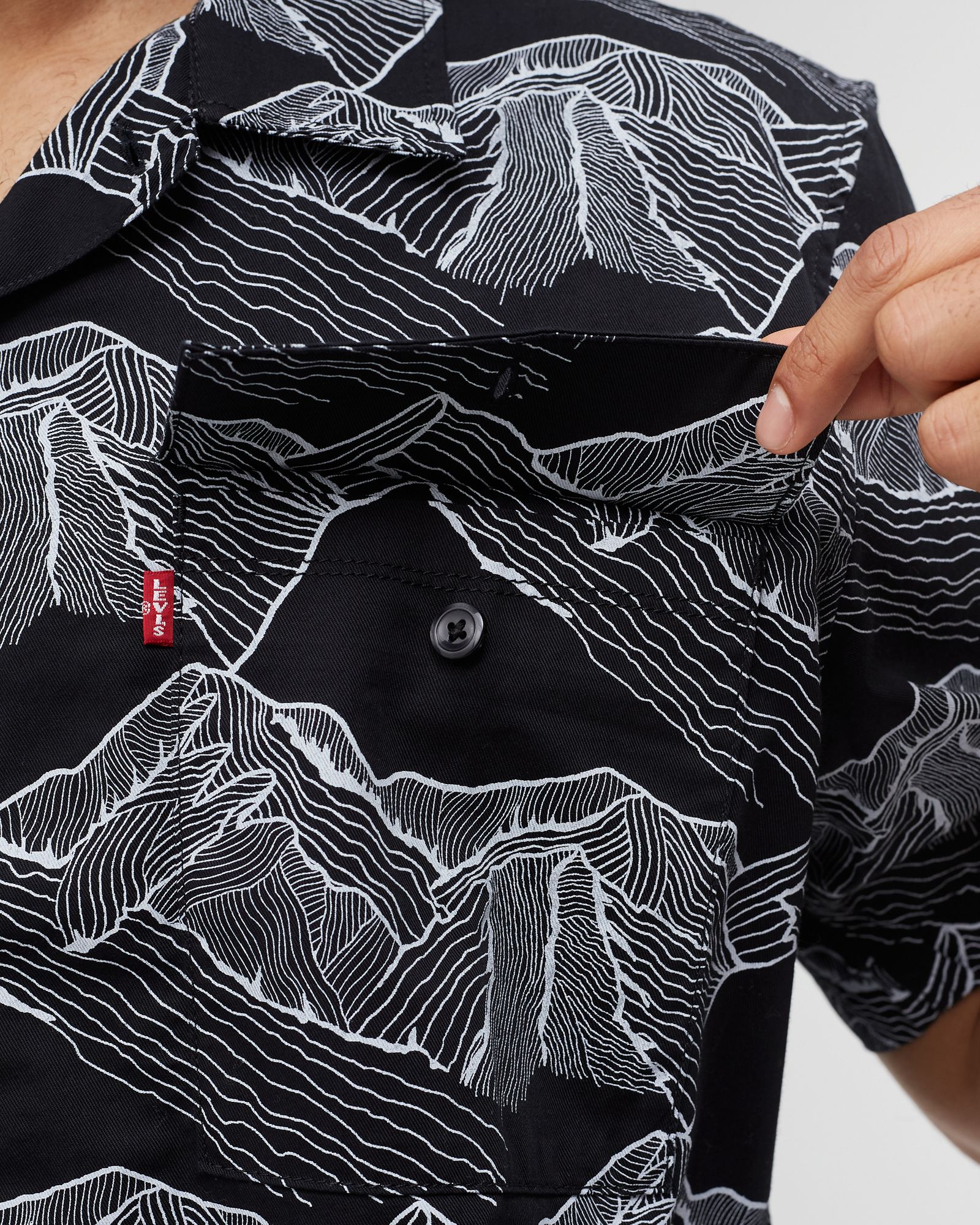 SKATEBOARDING BUTTON DOWN SHIRT