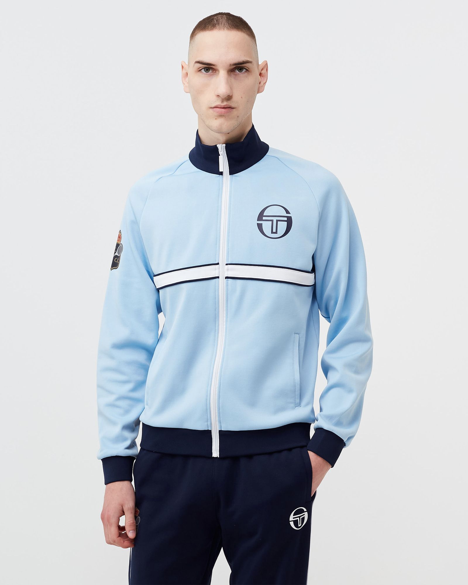 MC Staff Tracktop