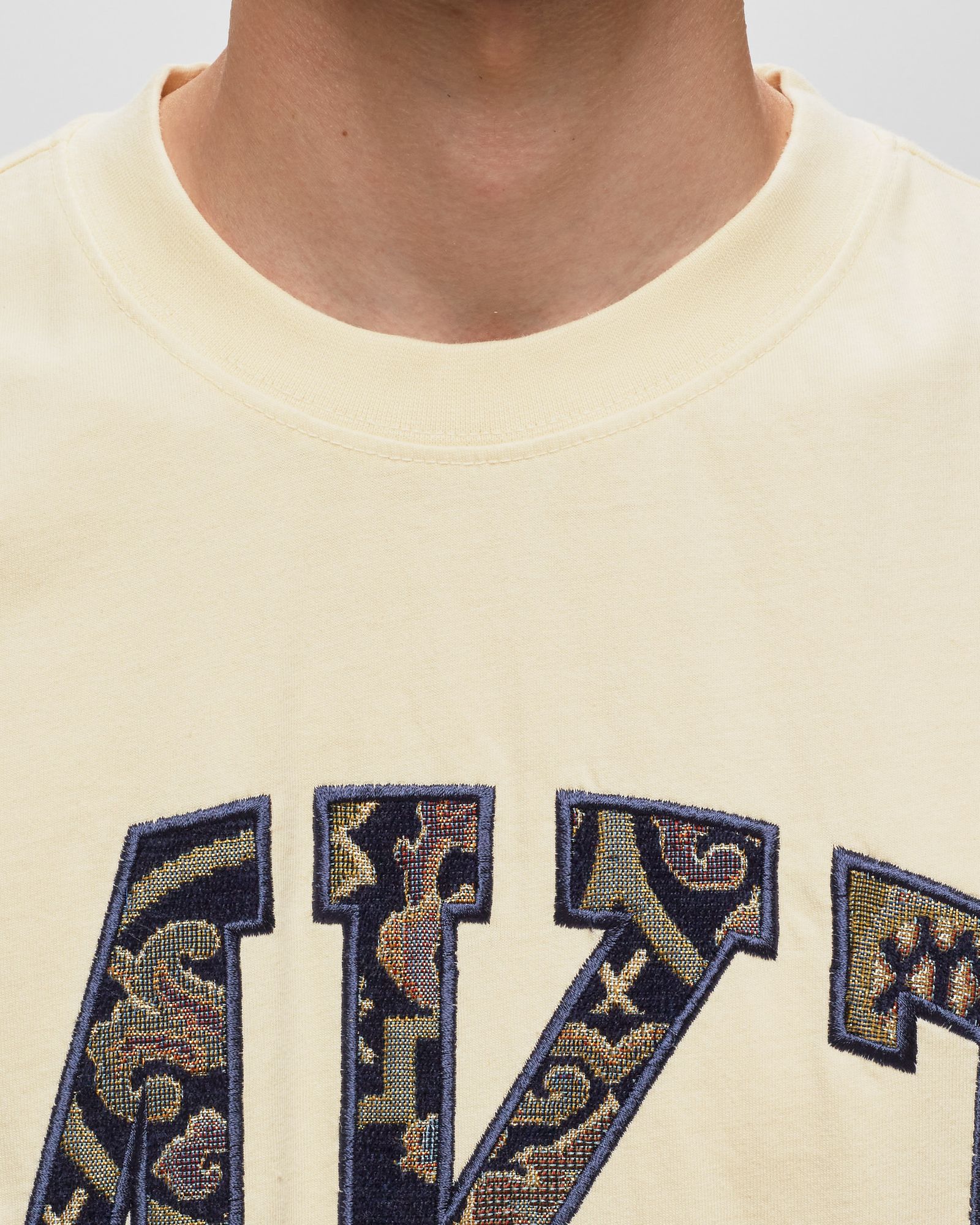 Rug Dealer Mkt Arc T-Shirt