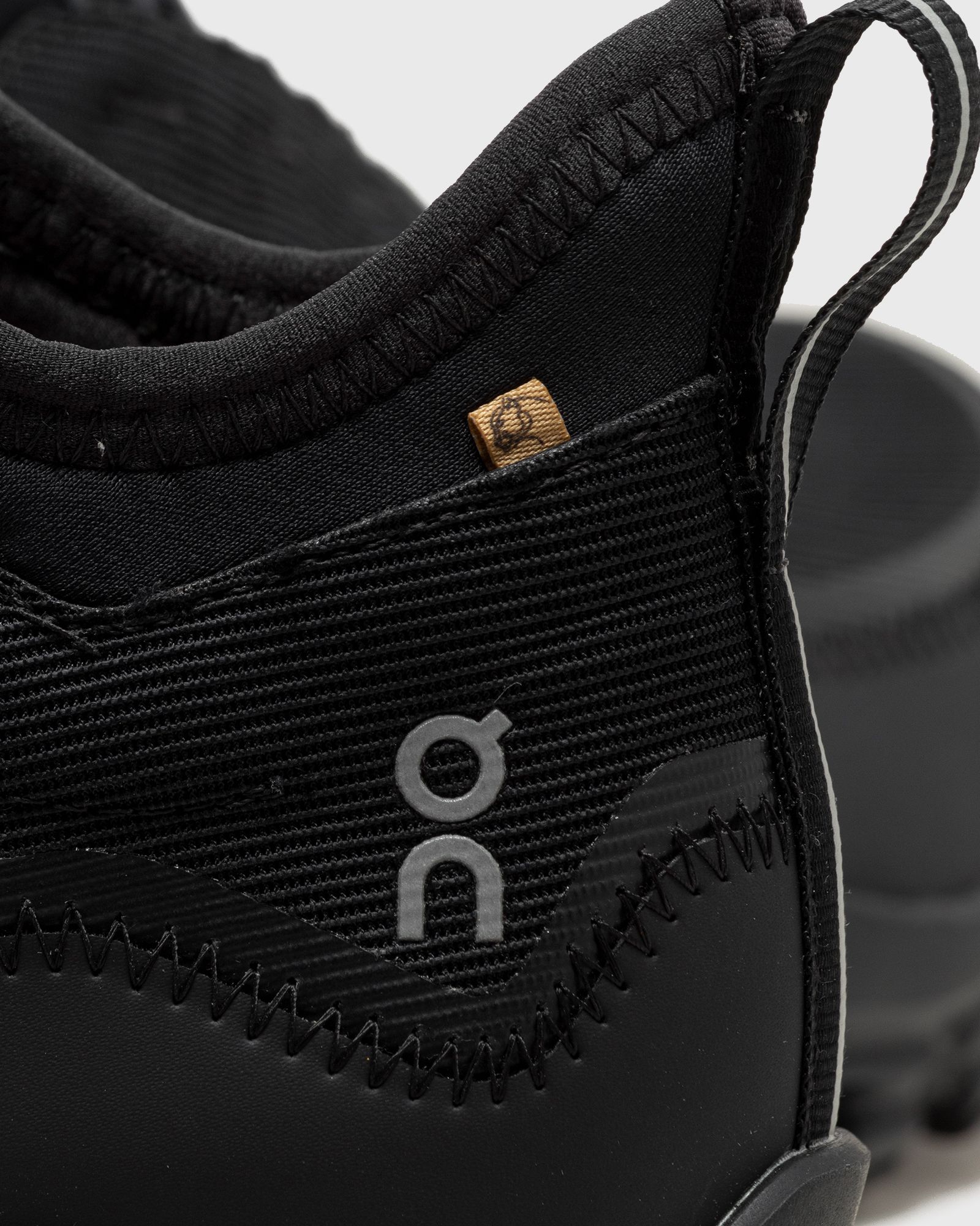 Cloudaway Waterproof Suma