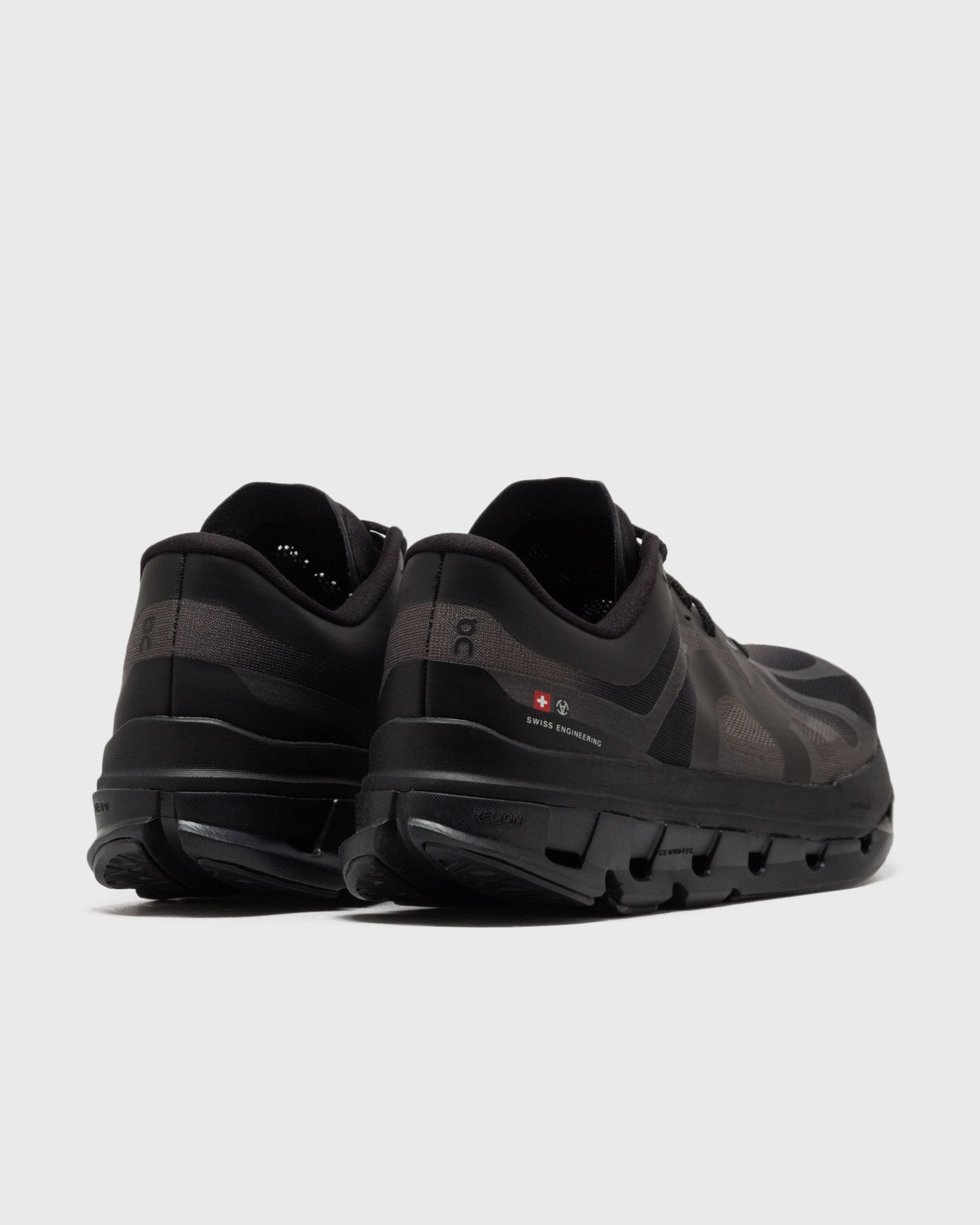 Cloudflow 5 SLAM JAM ブラック 24.5 Men's Cloudflow 5 SLAM JAM | Black | On Japan