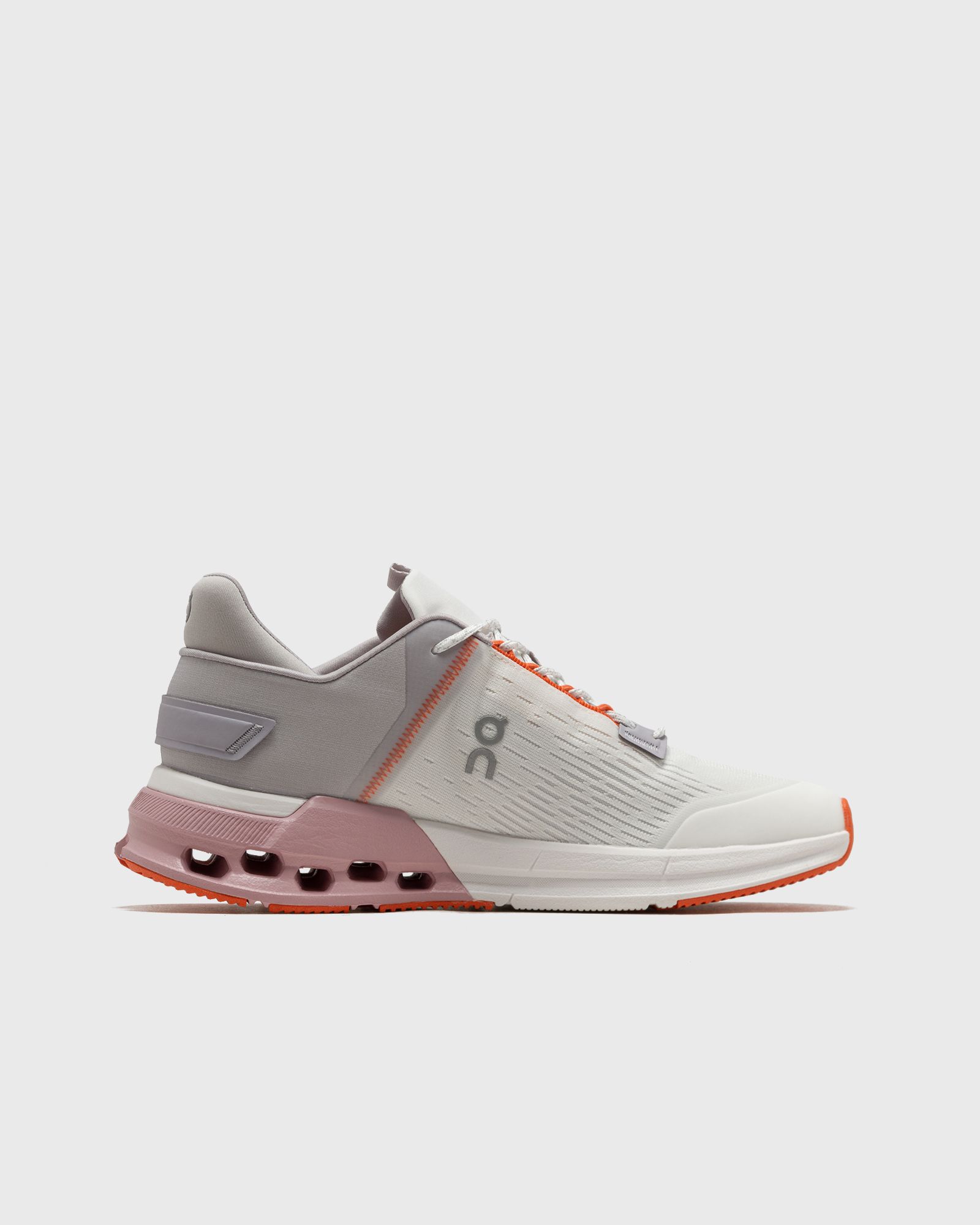 WMNS Cloudnova Flux