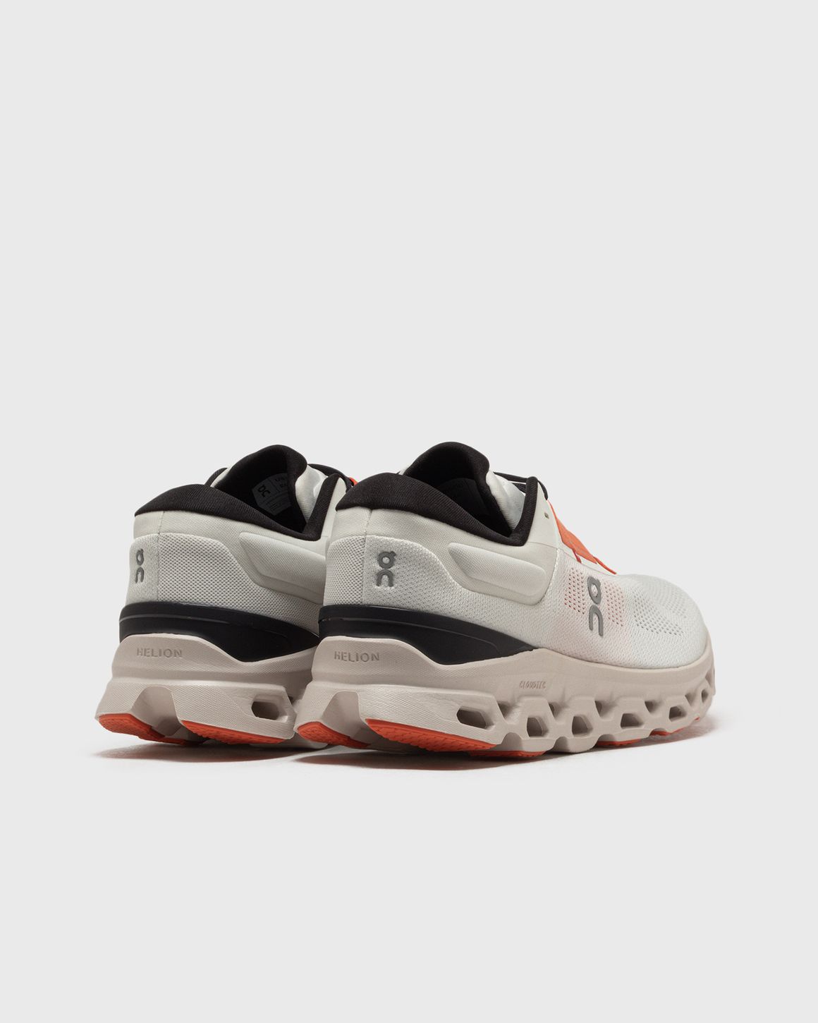 特別価格　On Cloudstratus ホワイト/オレンジ ON WMNS Cloudstratus 3 White | BSTN Store
