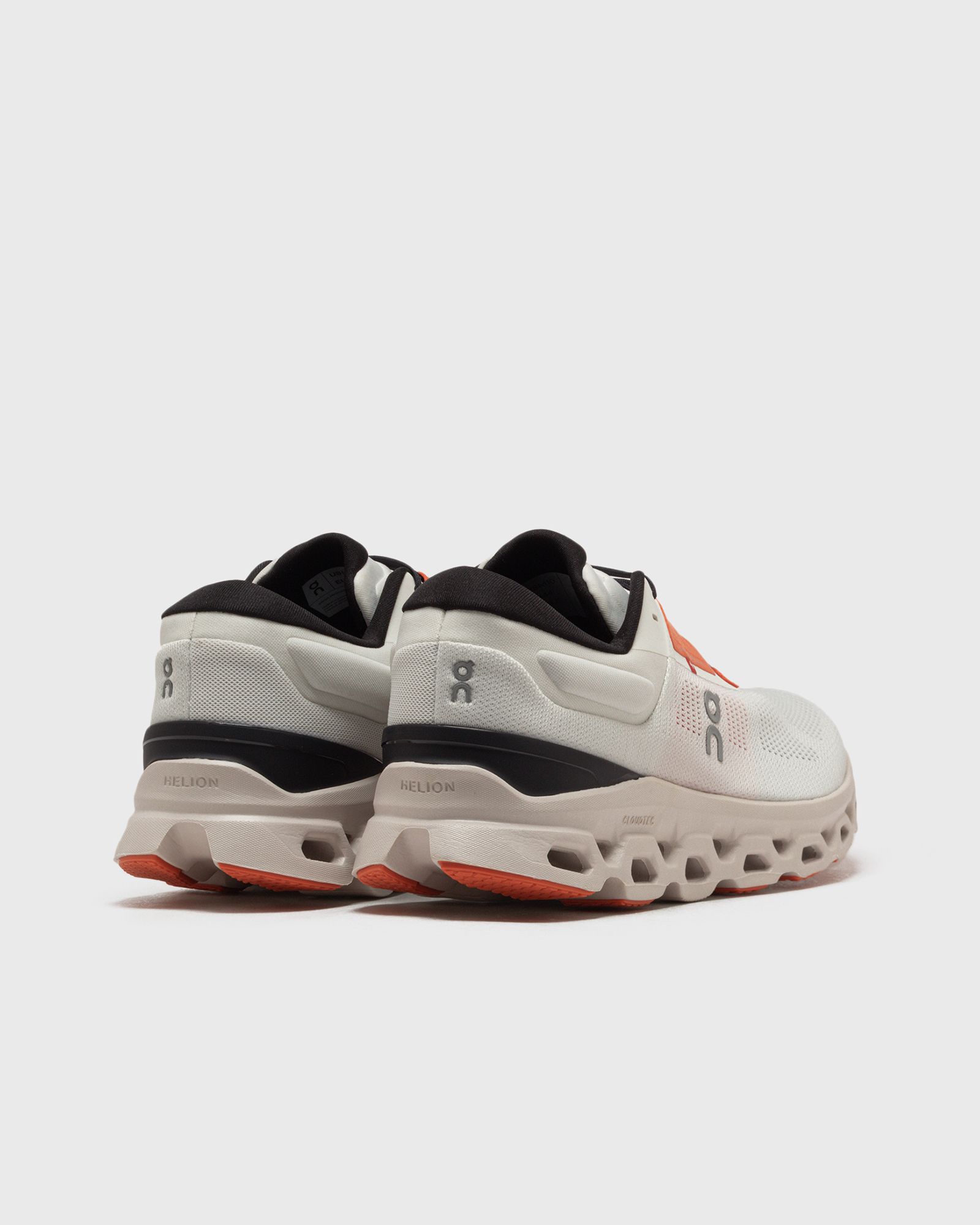 WMNS Cloudstratus 3
