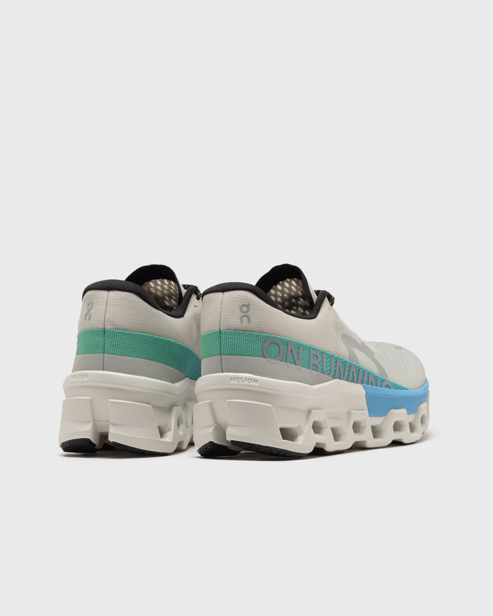 WMNS Cloudmonster 2
