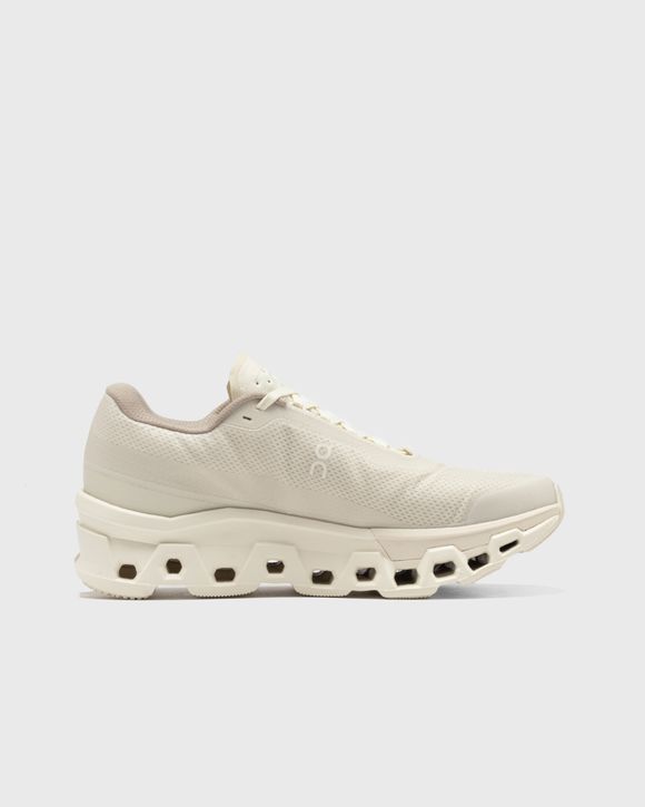 WMNS x INVINCIBLE Cloudmonster 2