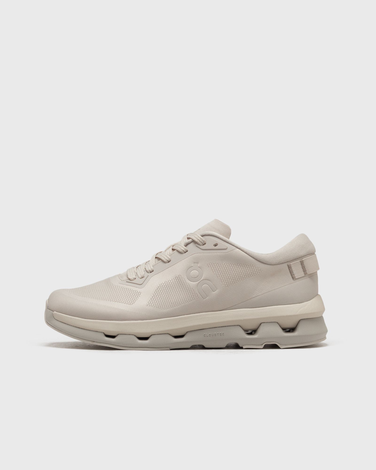 WMNS Cloudzone