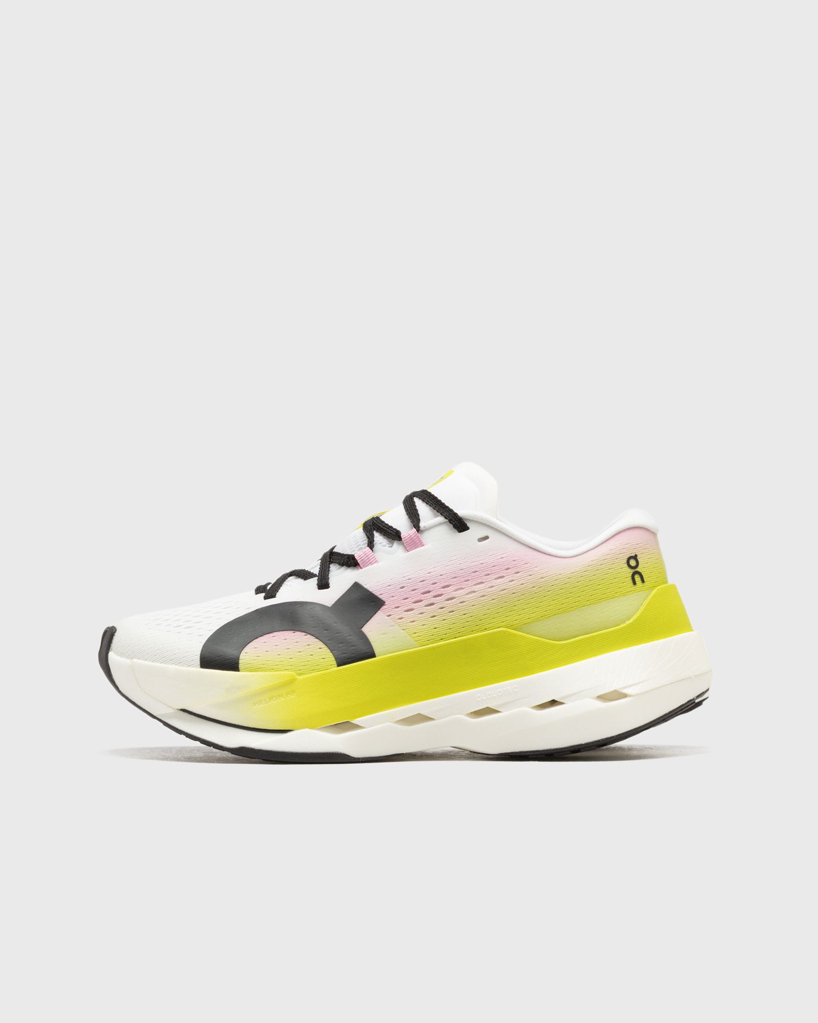 WMNS Cloudboom Max