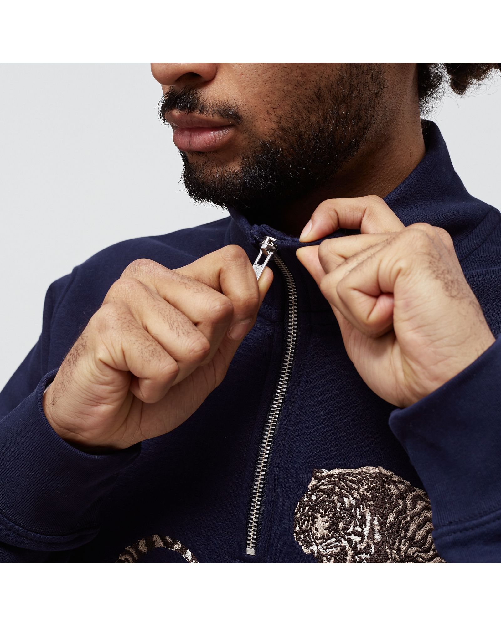 TB Safari Tour Zipper