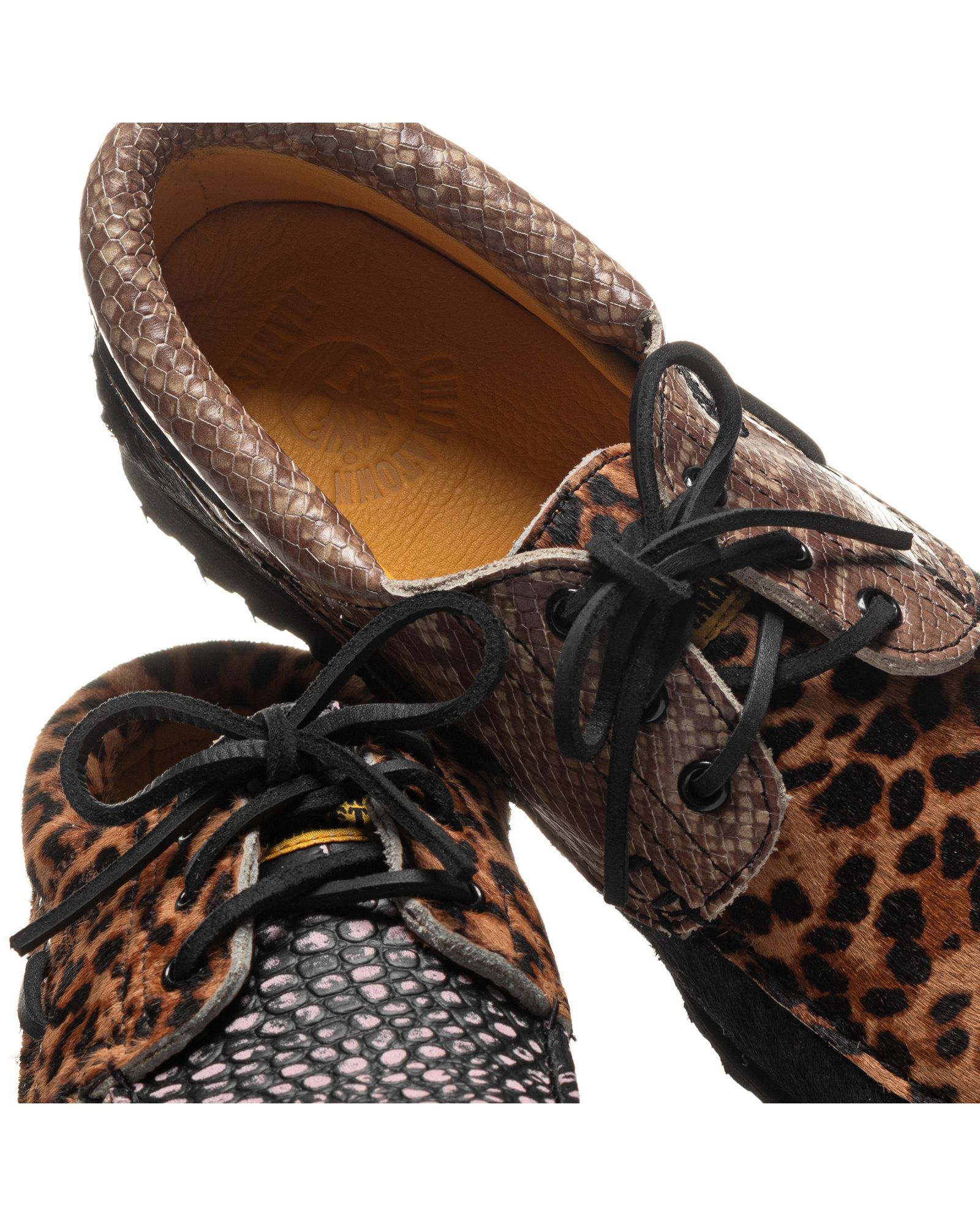 Timberland X Chinatown Market - Authentics 3 Eye Classic Lug BLACK