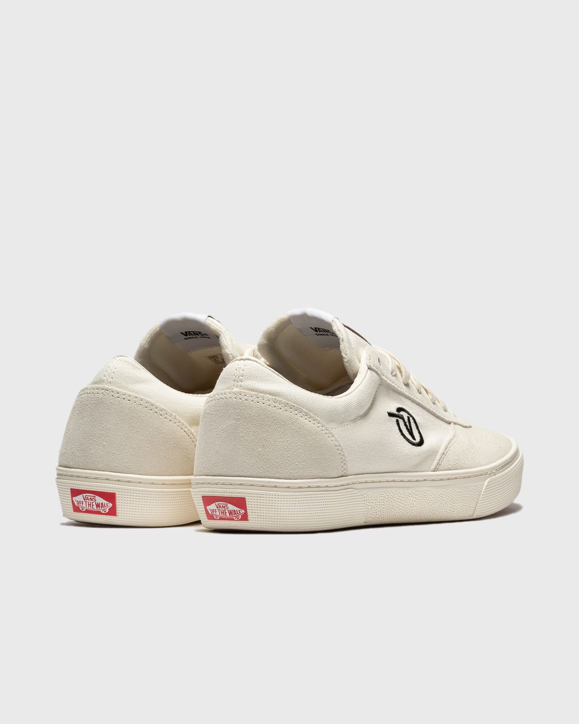 Vans paradoxxx white sales