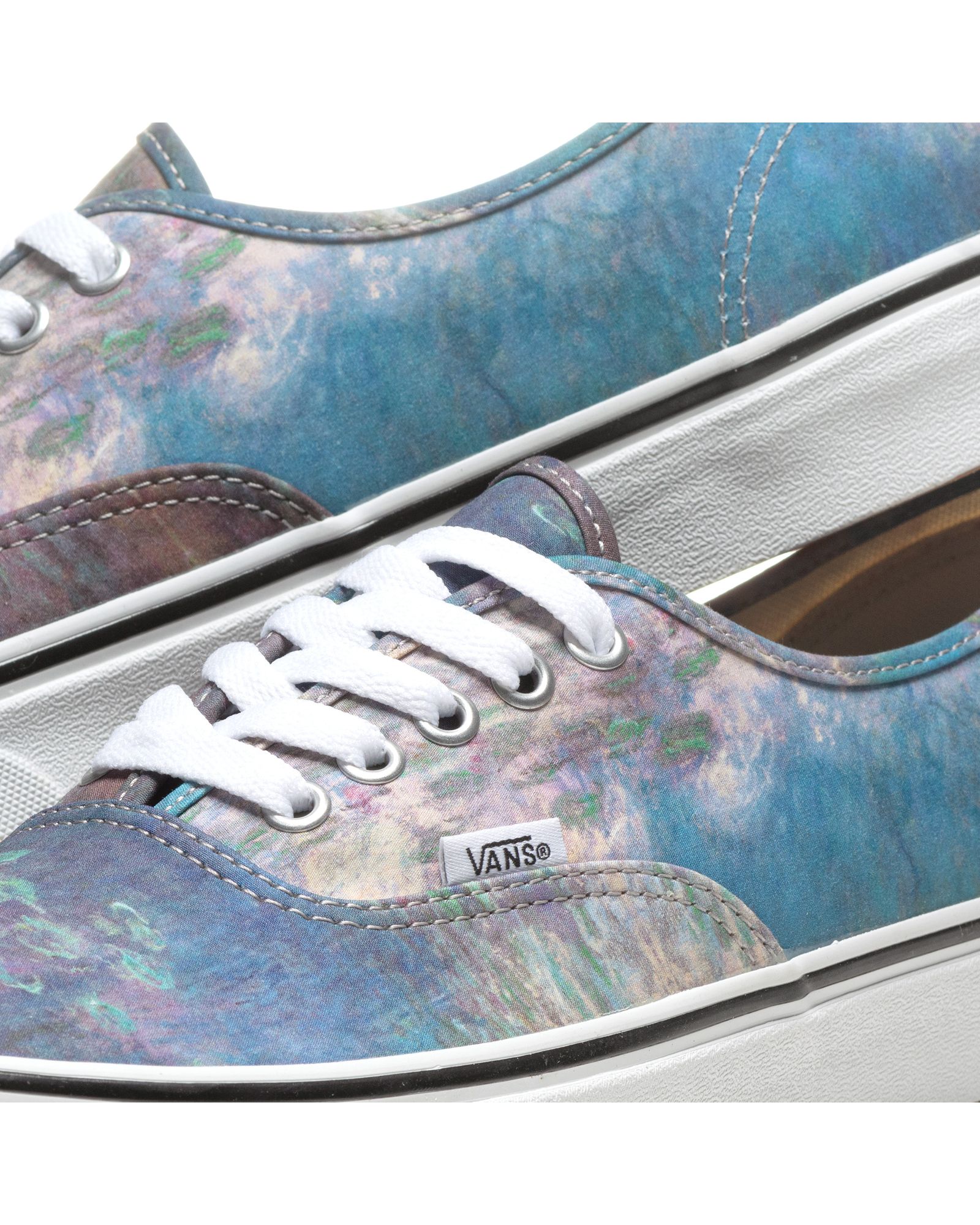 VANS X MOMA UA Authentic