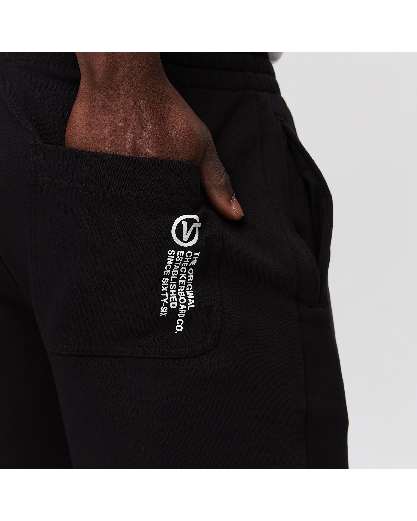 DISTORT TYPE FLEECE SHORT