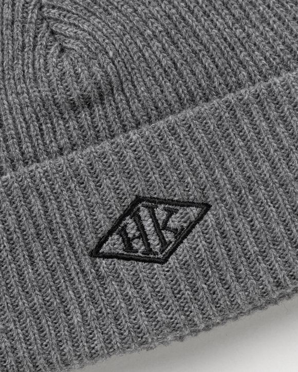 Top Beanie