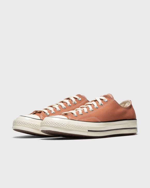 Chuck 70