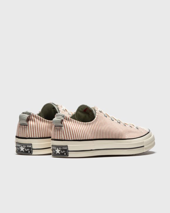 Chuck 70