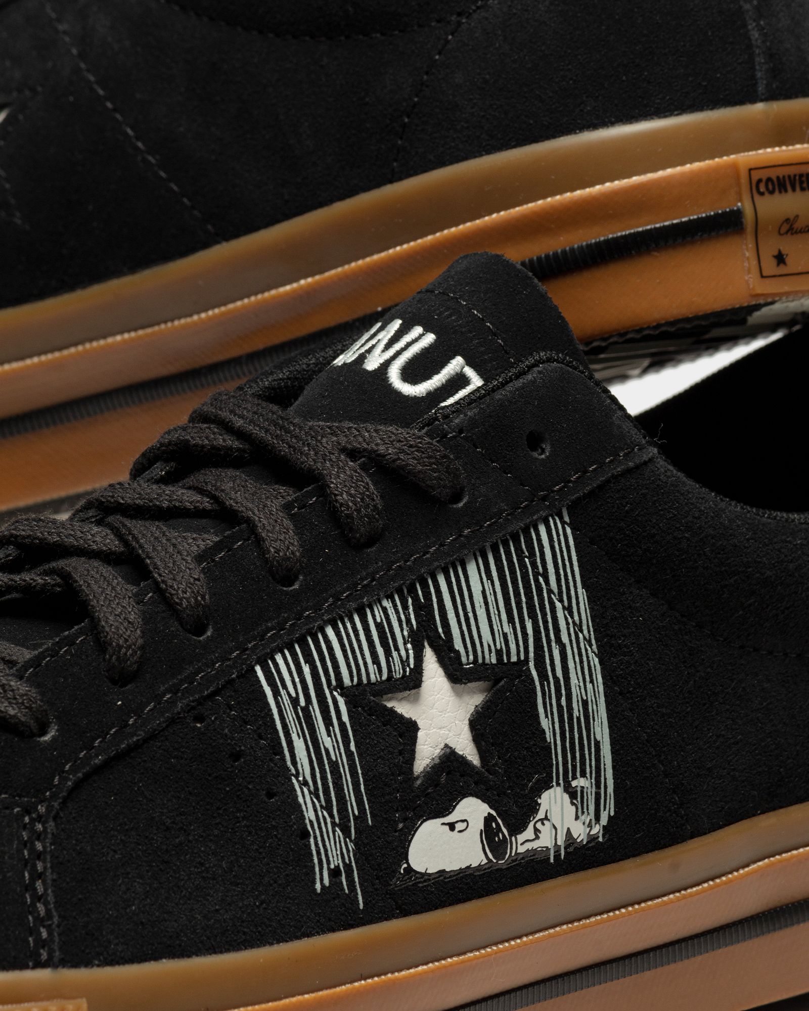 Converse x Peanuts ONE STAR OX