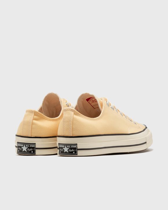 Converse chuck 70 base camp top ox suede yellow trainers