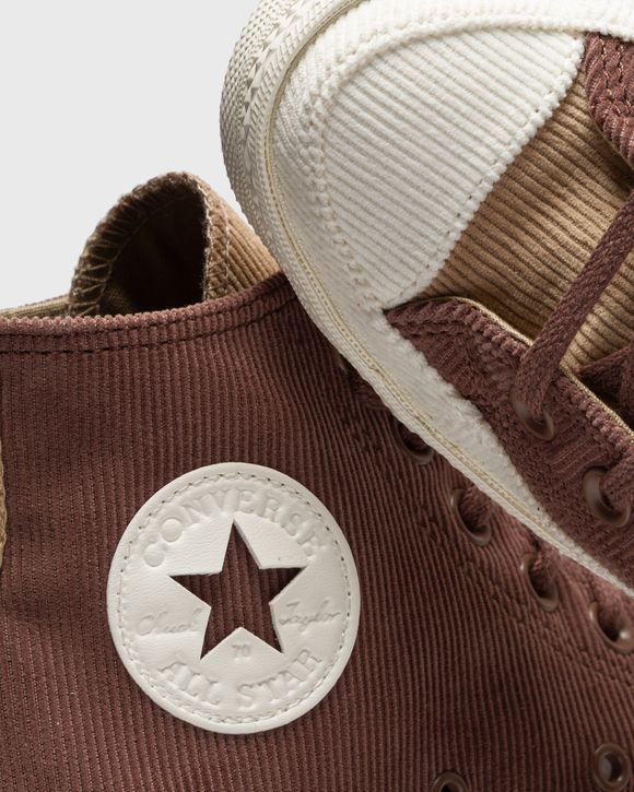 Chuck 70