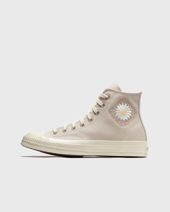 CHUCK 70