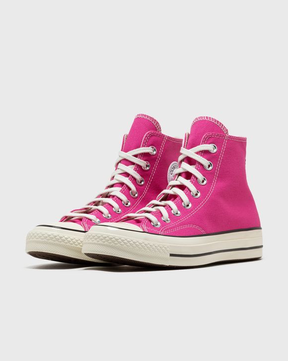 Chuck 70