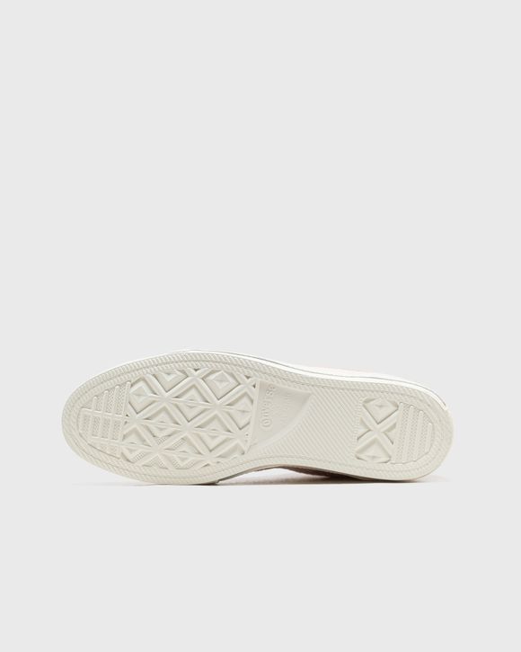 Chuck 70