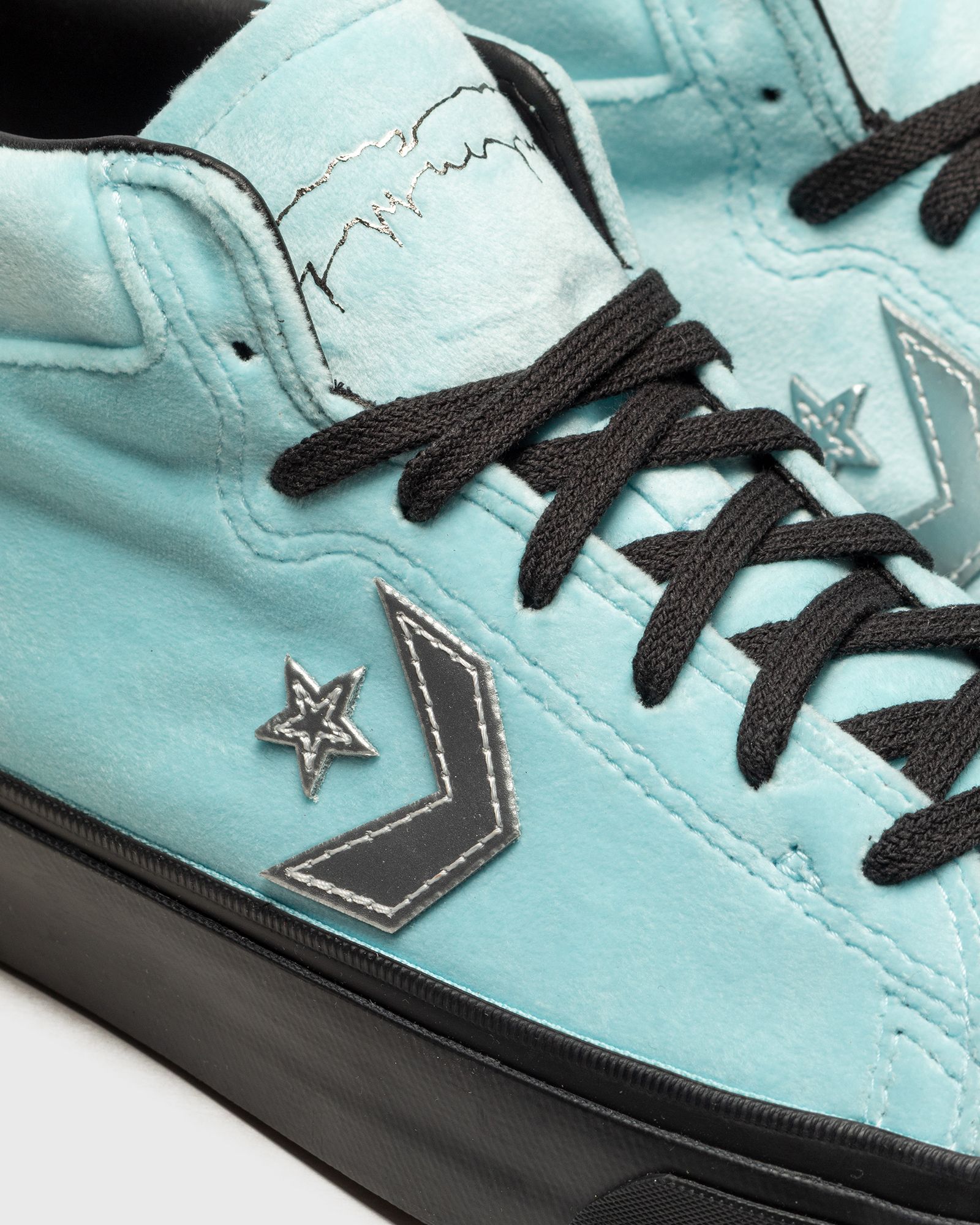 x Fucking Awesome LOUIE LOPEZ PRO MID