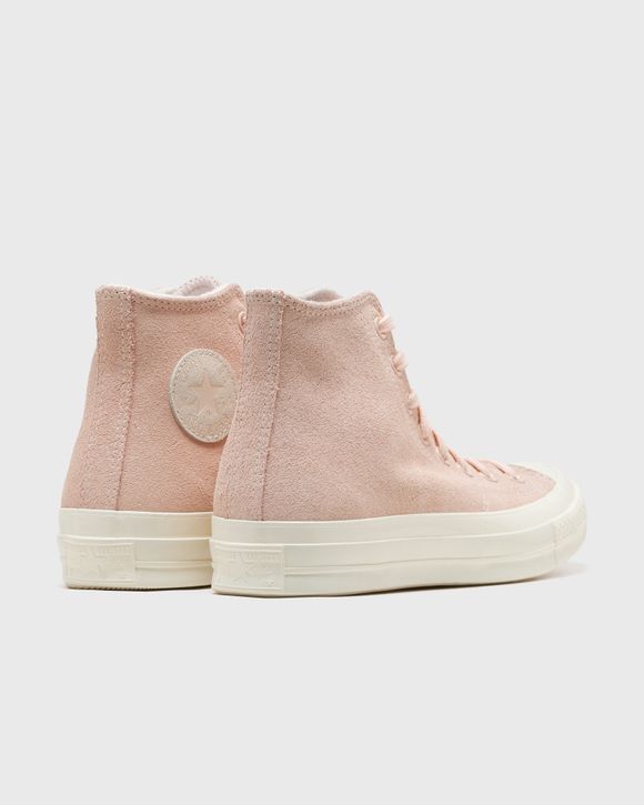 Chuck 70