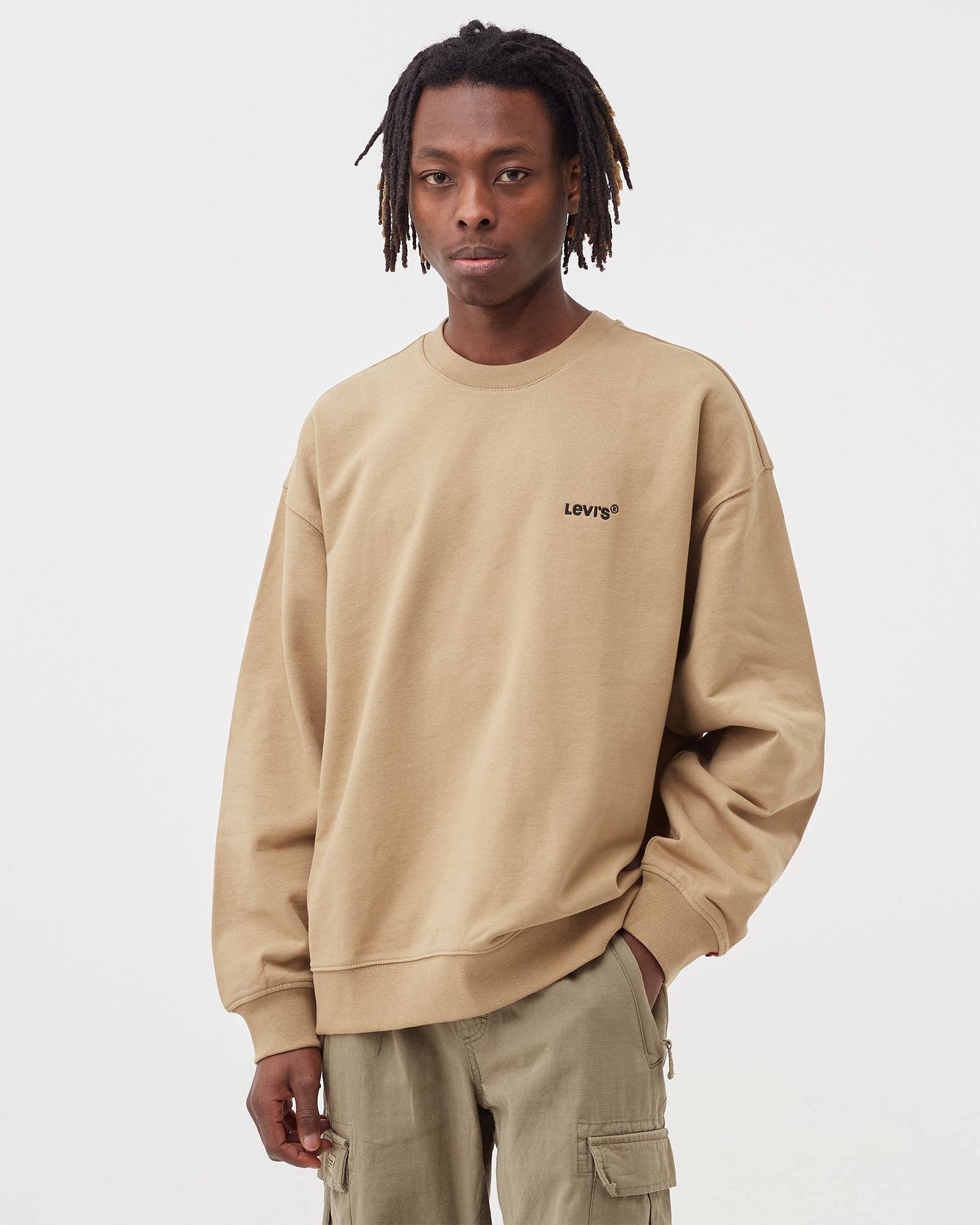 RED TAB CREWNECK SWEATSHIRT  