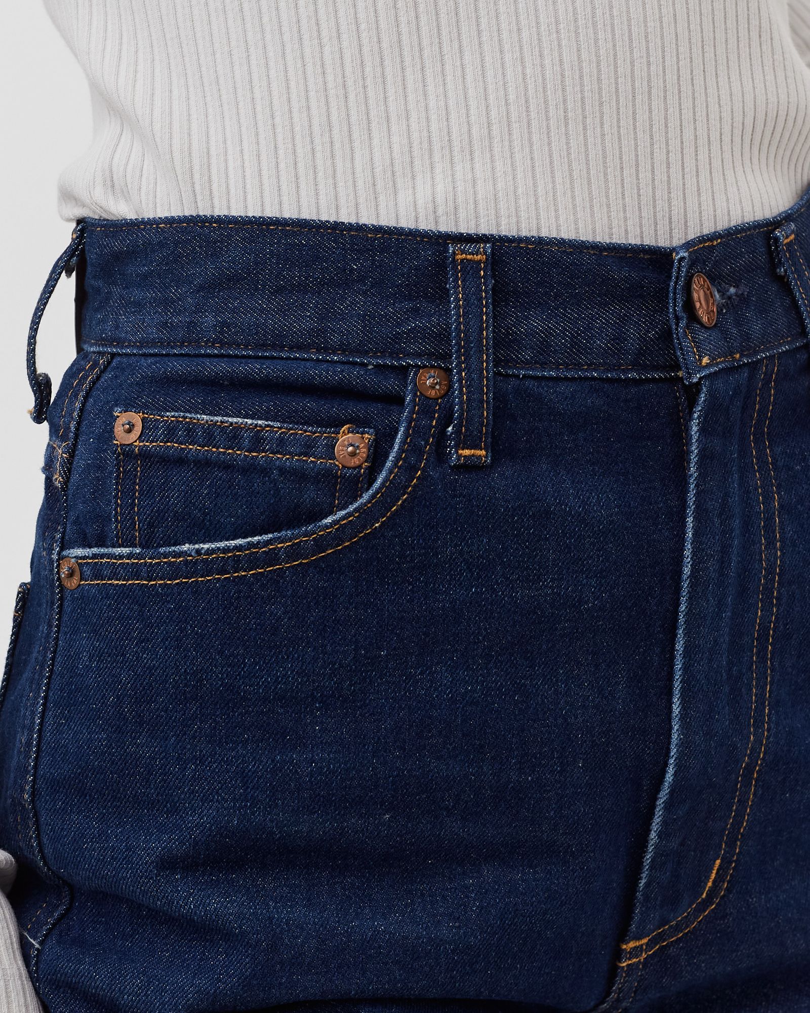 WMNS pinch waist hi rise kick in radio