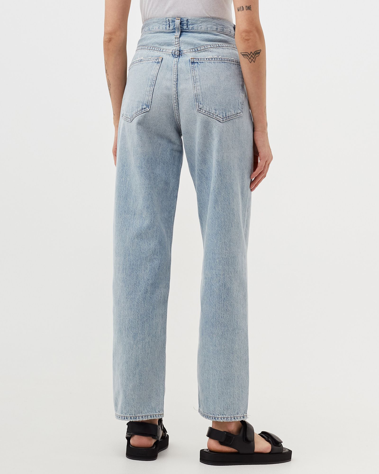 WMNS criss cross jeans