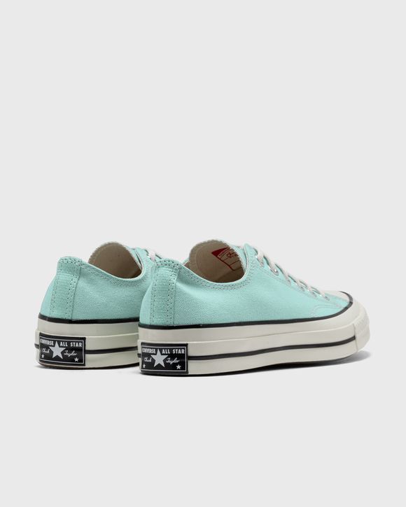 Chuck 70