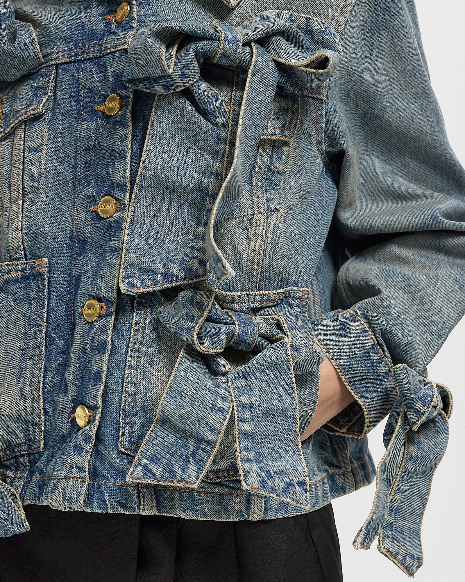 Tint Rigid Denim Bow Jacket