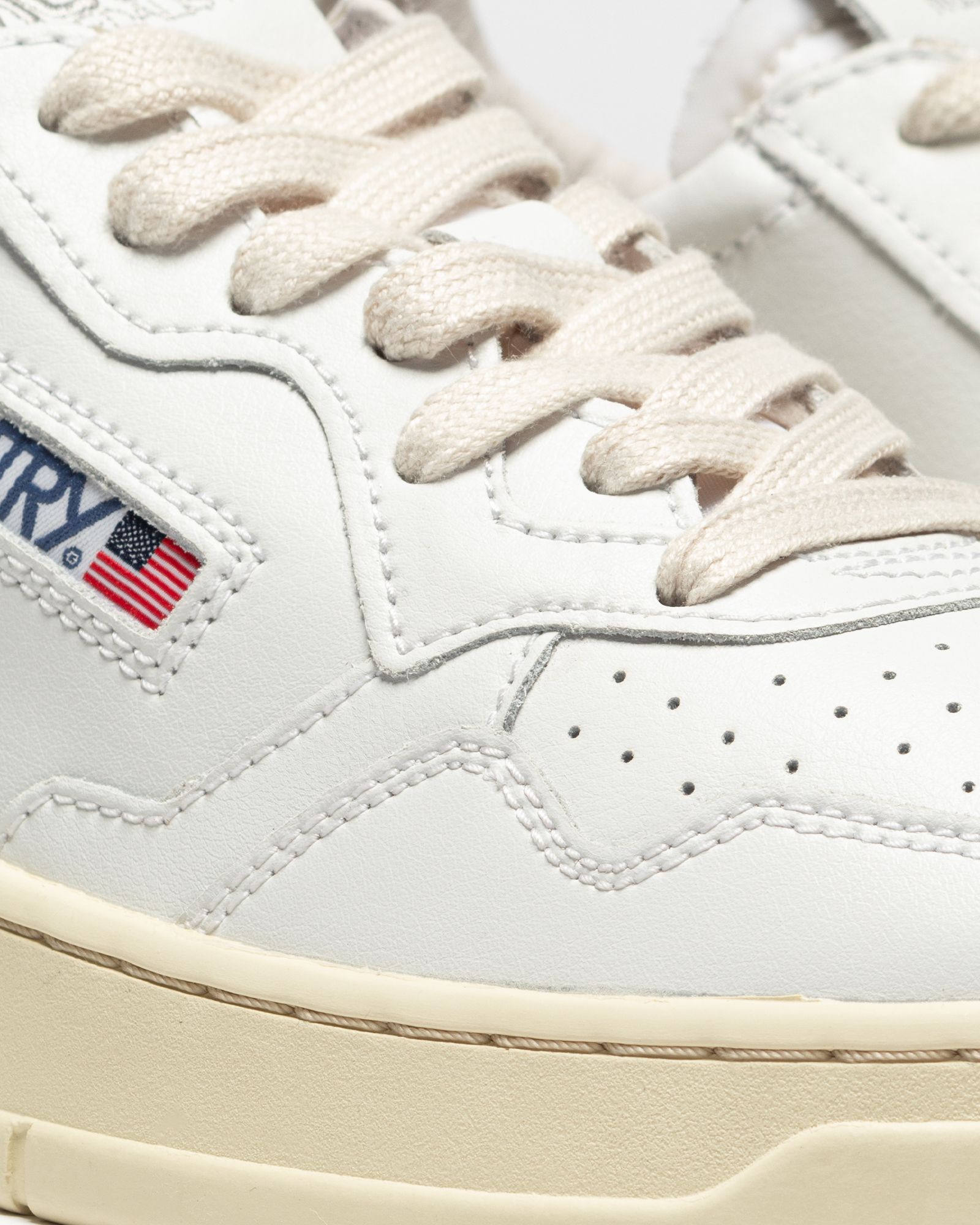 Autry 01 Low Leather