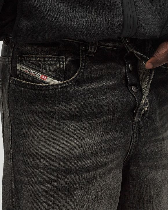Diesel 2001 D-MACRO PANT Black | BSTN Store