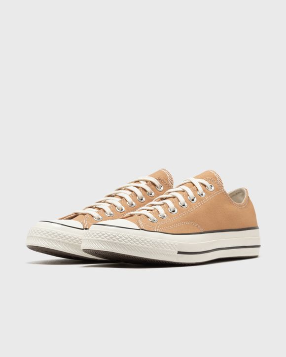 Thumbnail - Chuck 70