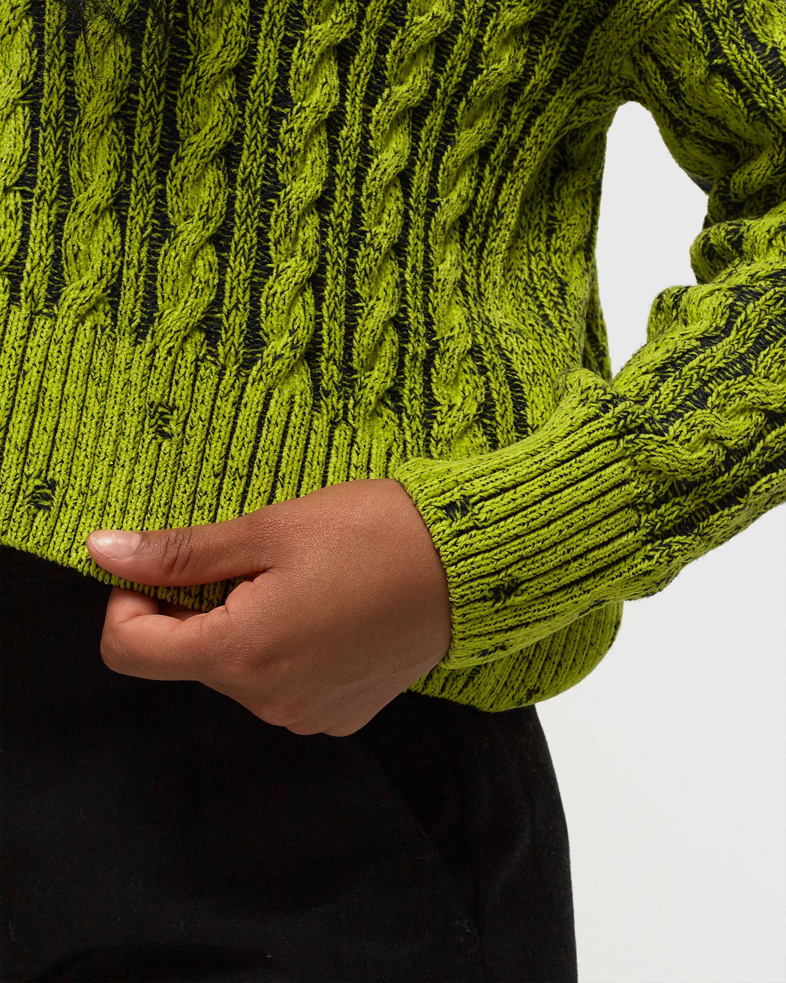 M-OXIA KNITWEAR
