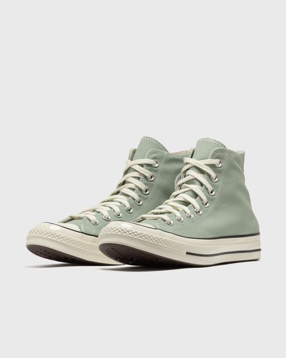 Thumbnail - CHUCK 70