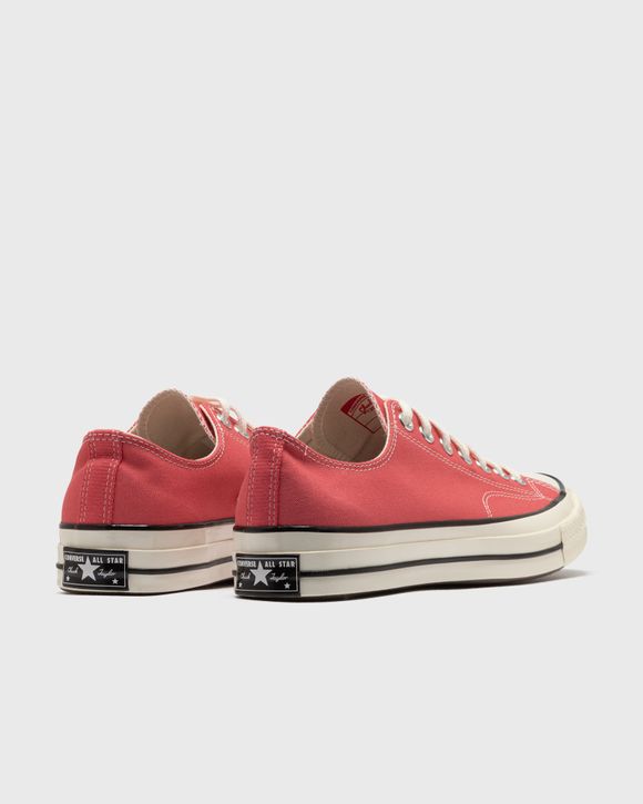 CHUCK 70