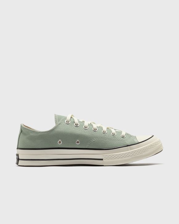 CHUCK 70