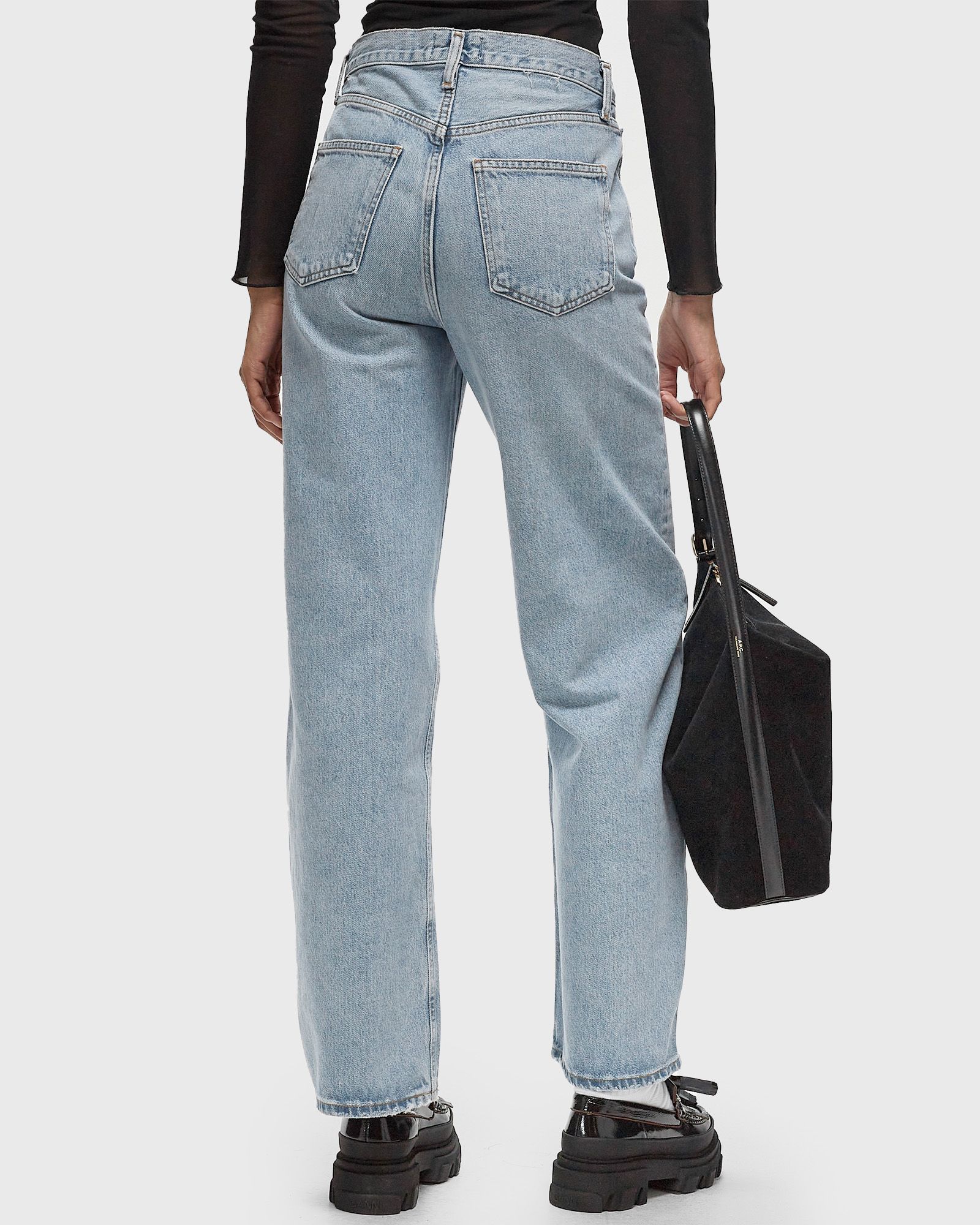 LOW CURVE JEAN IN FORCE