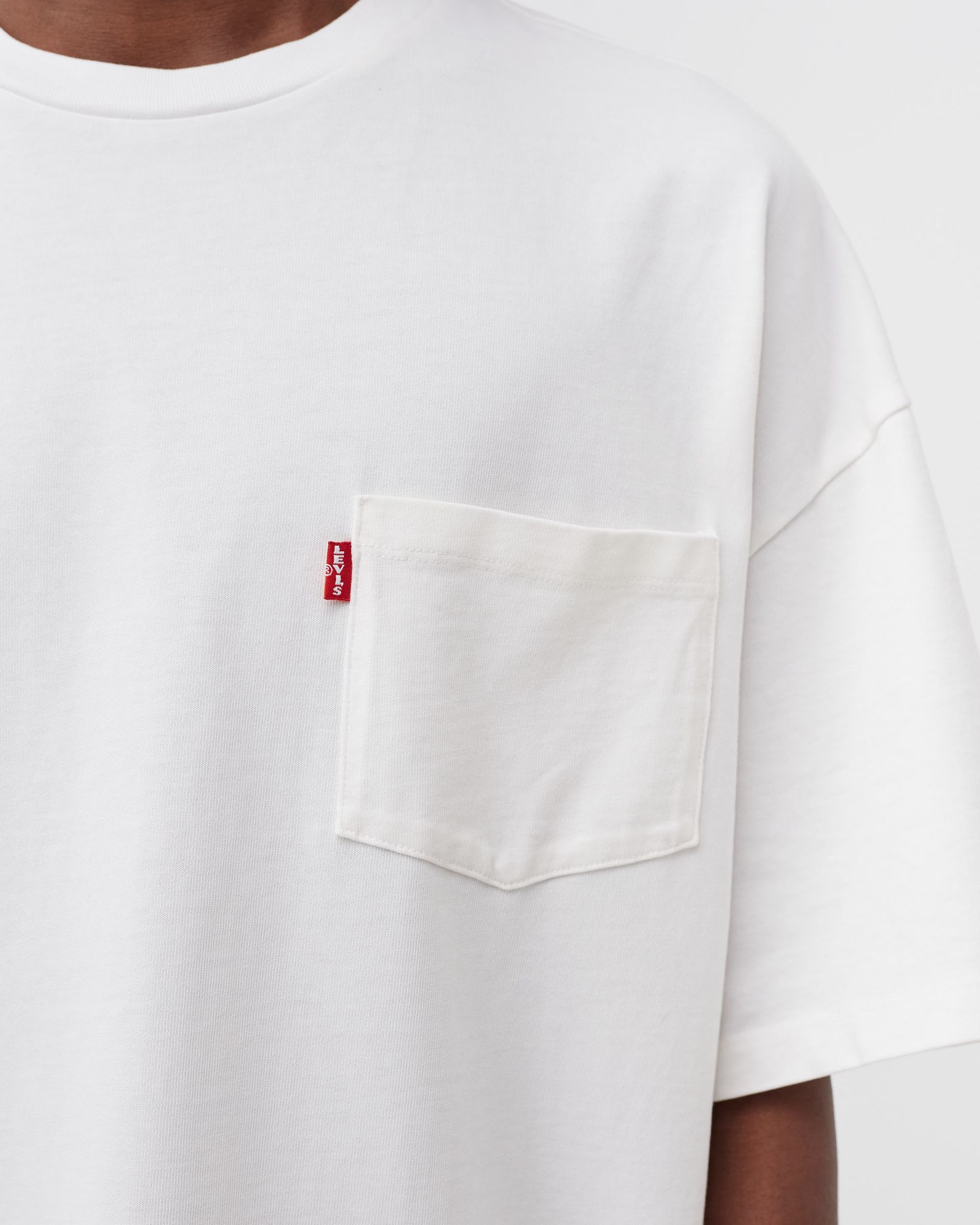 LEVI x BEAMS TEE