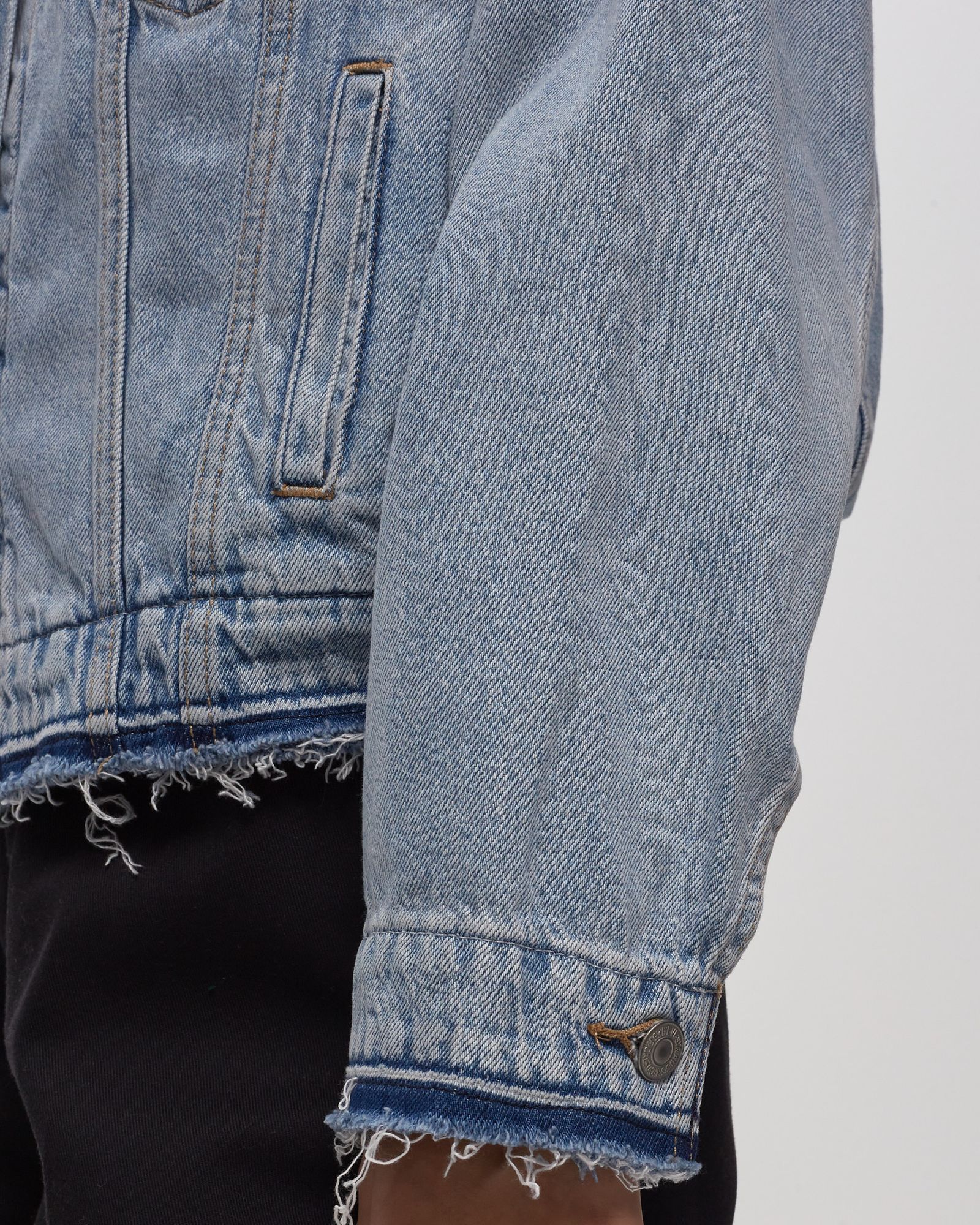 CUSTOMIZED 90S TRUCKER