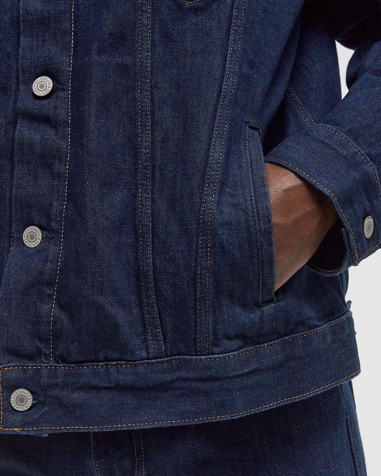 LSE THE TRUCKER JACKET