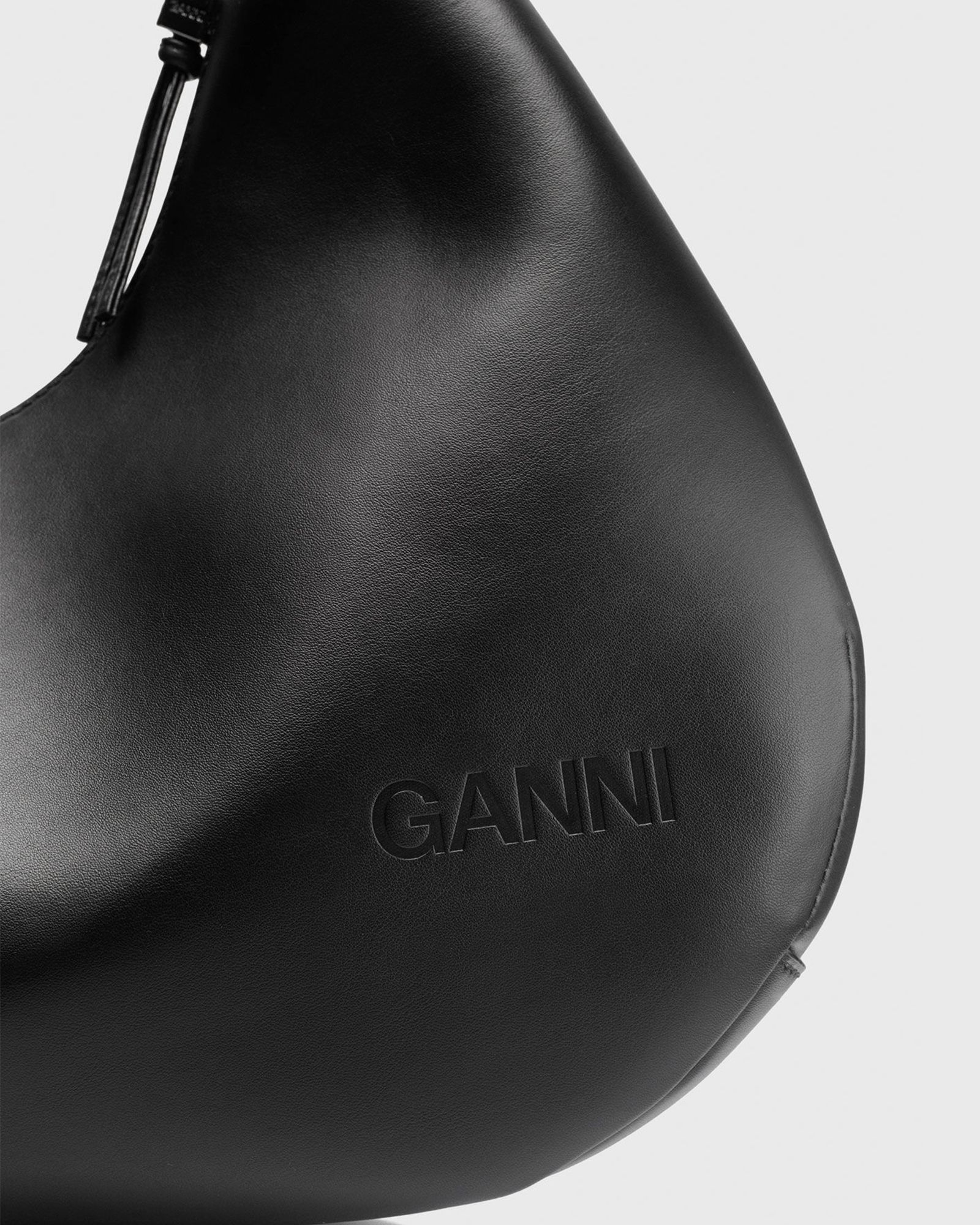 Ganni Bou Bag Hobo Medium