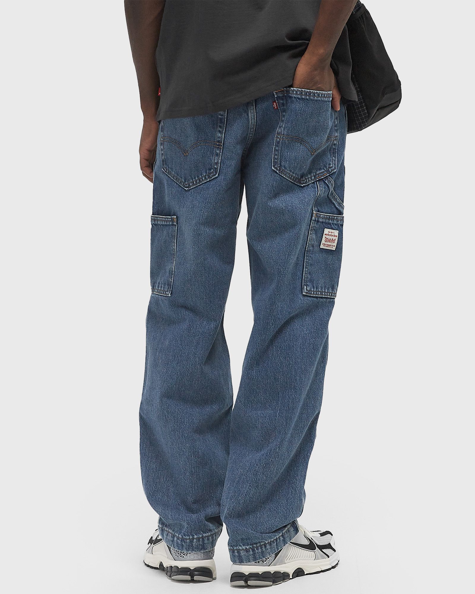 568 LOOSE STRT DBL KNEE