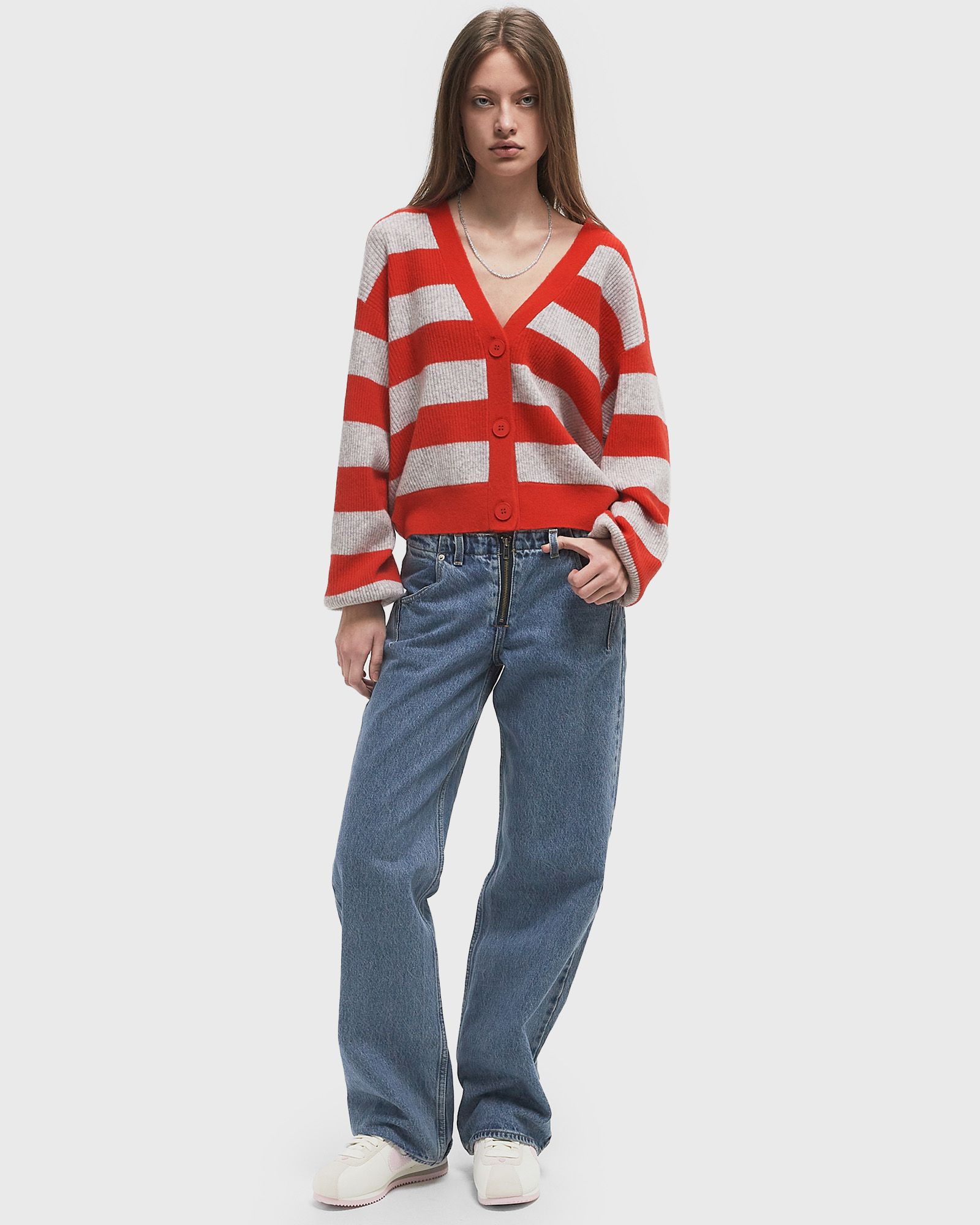 LOW LOOSE STYLED ZIPPER