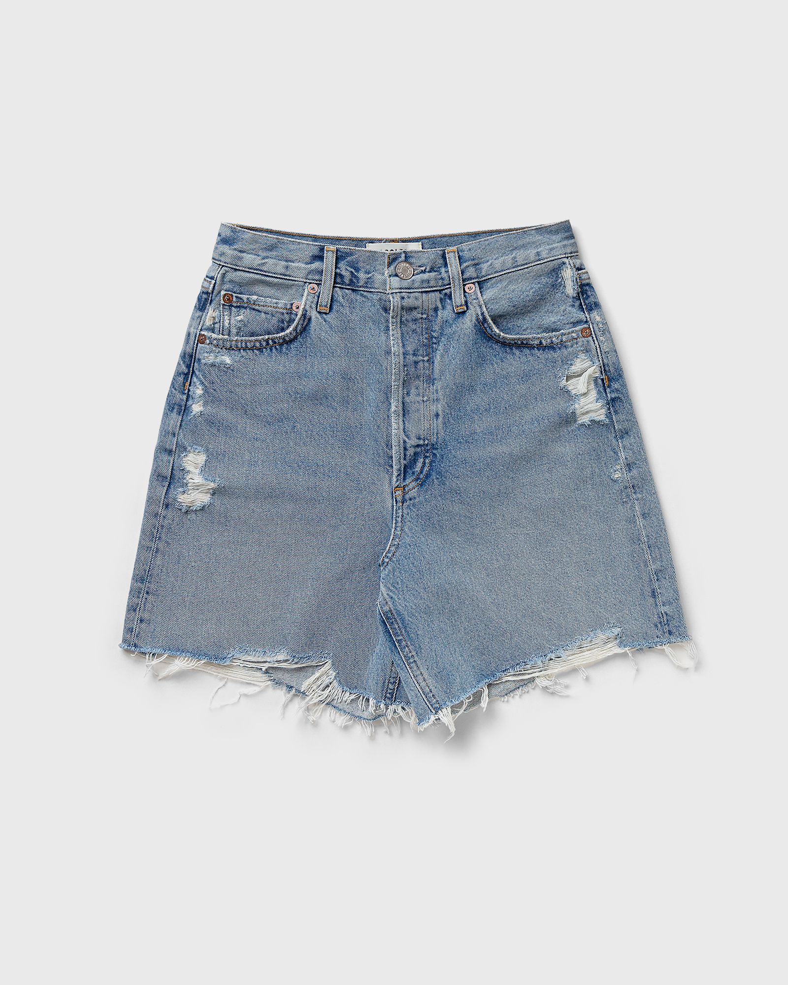 WMNS stella short in deserted