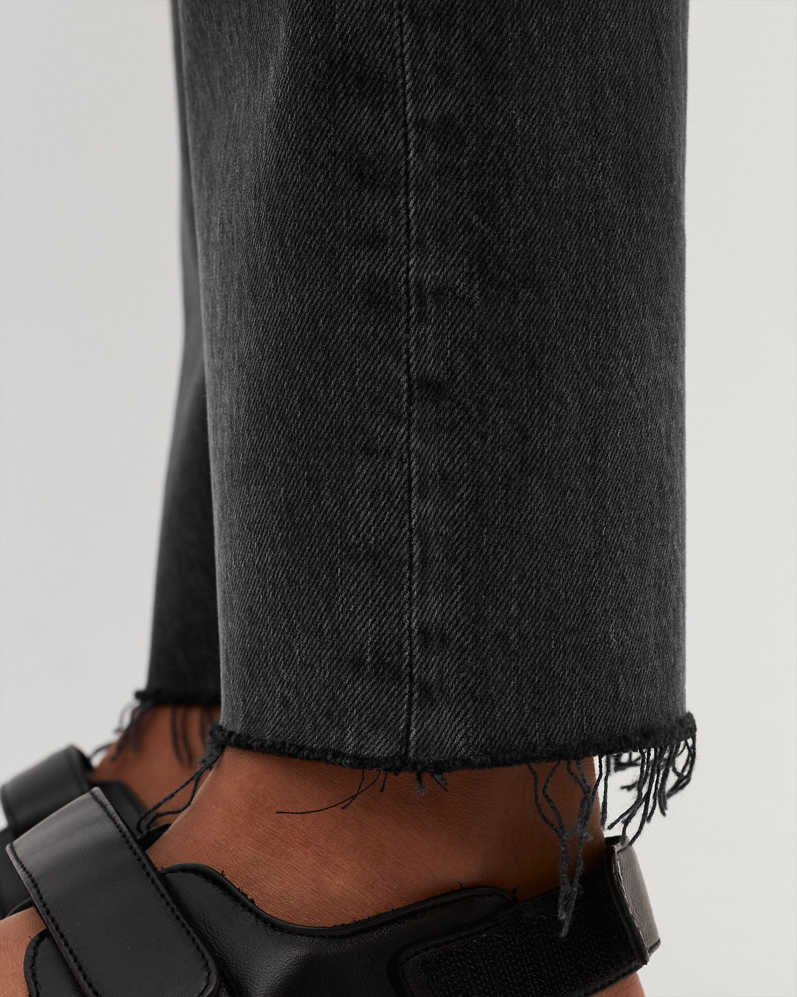 WMNS criss cross straight