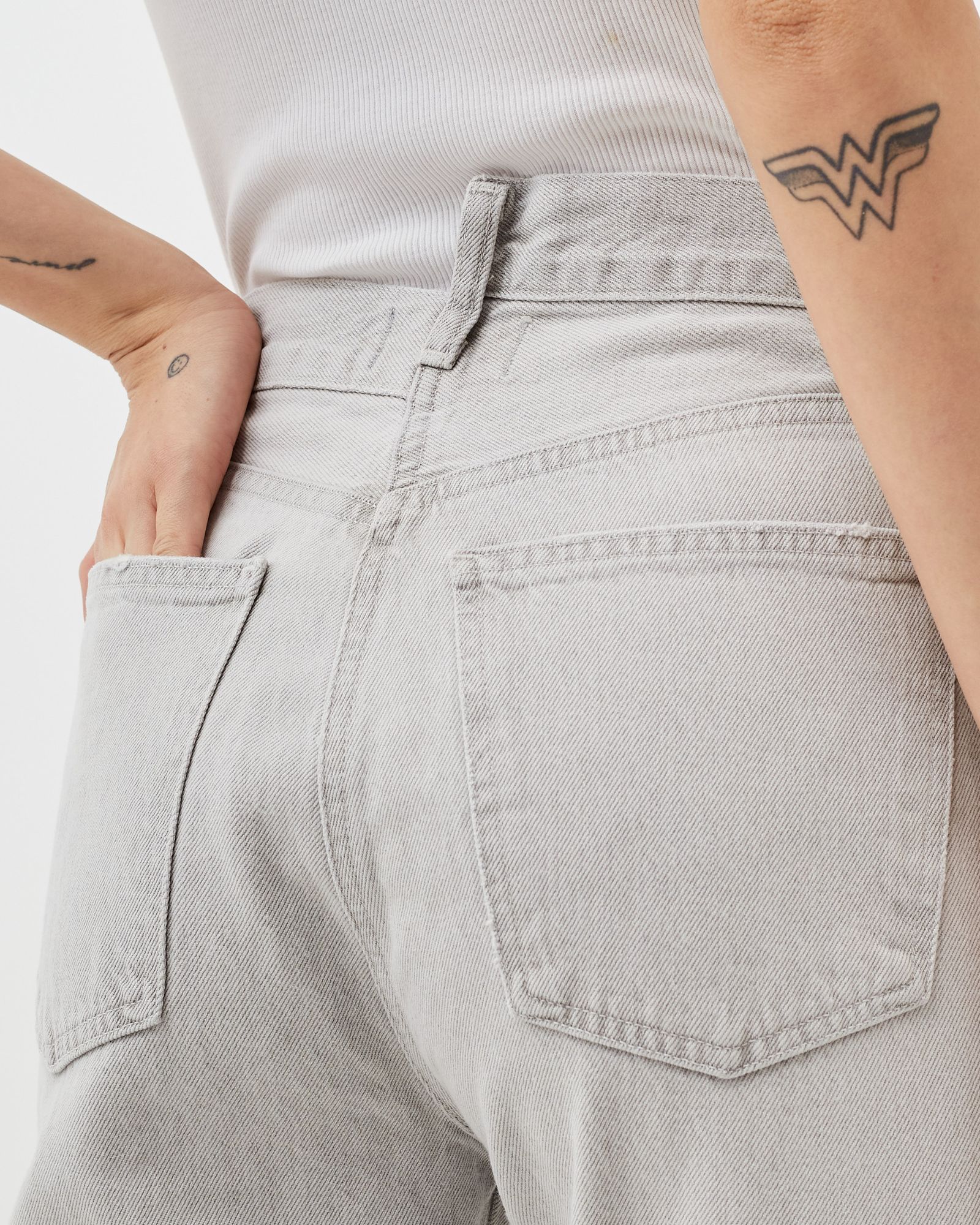 WMNS criss cross straight 